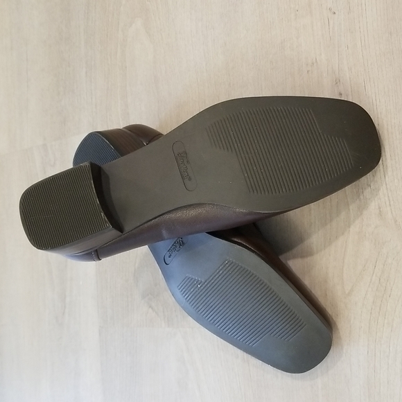 NWOT Trotters Size 8.5M - Picture 11 of 13